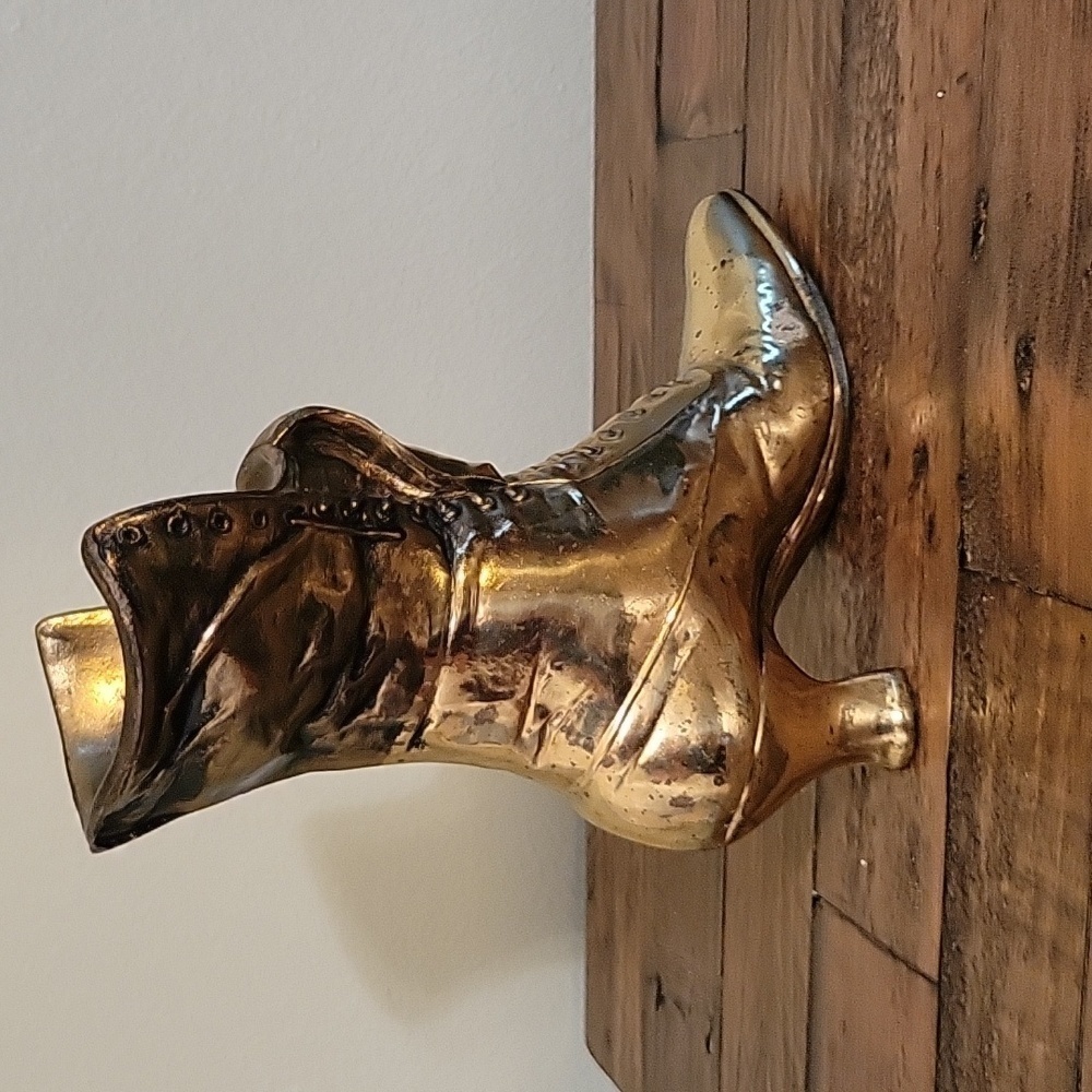 Vintage Brass Cast Victorian Era Style Boot Vase Planter Decor Display - Picture 4 of 12